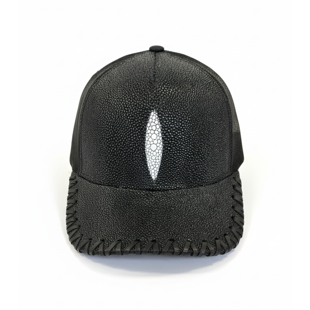 Gorra en Piel de Mantarraya con Diamante con Red