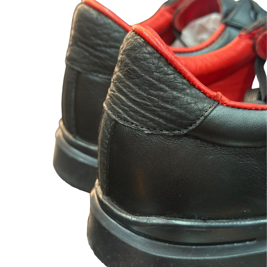 Sneakers en piel de Tiburón color Negro