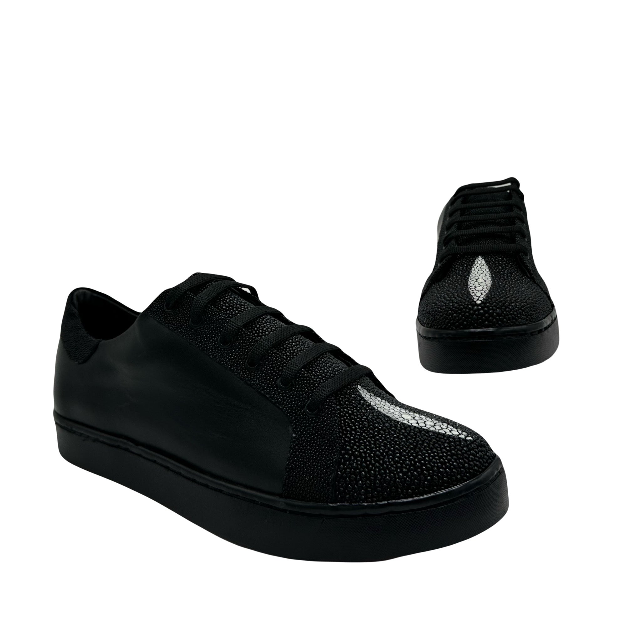 Max Mantarraya Negro