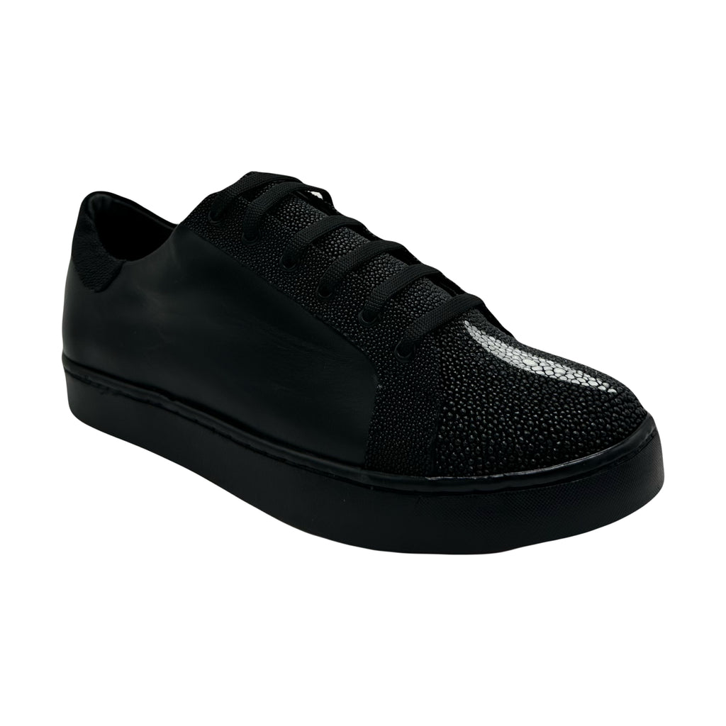 Max Mantarraya Negro