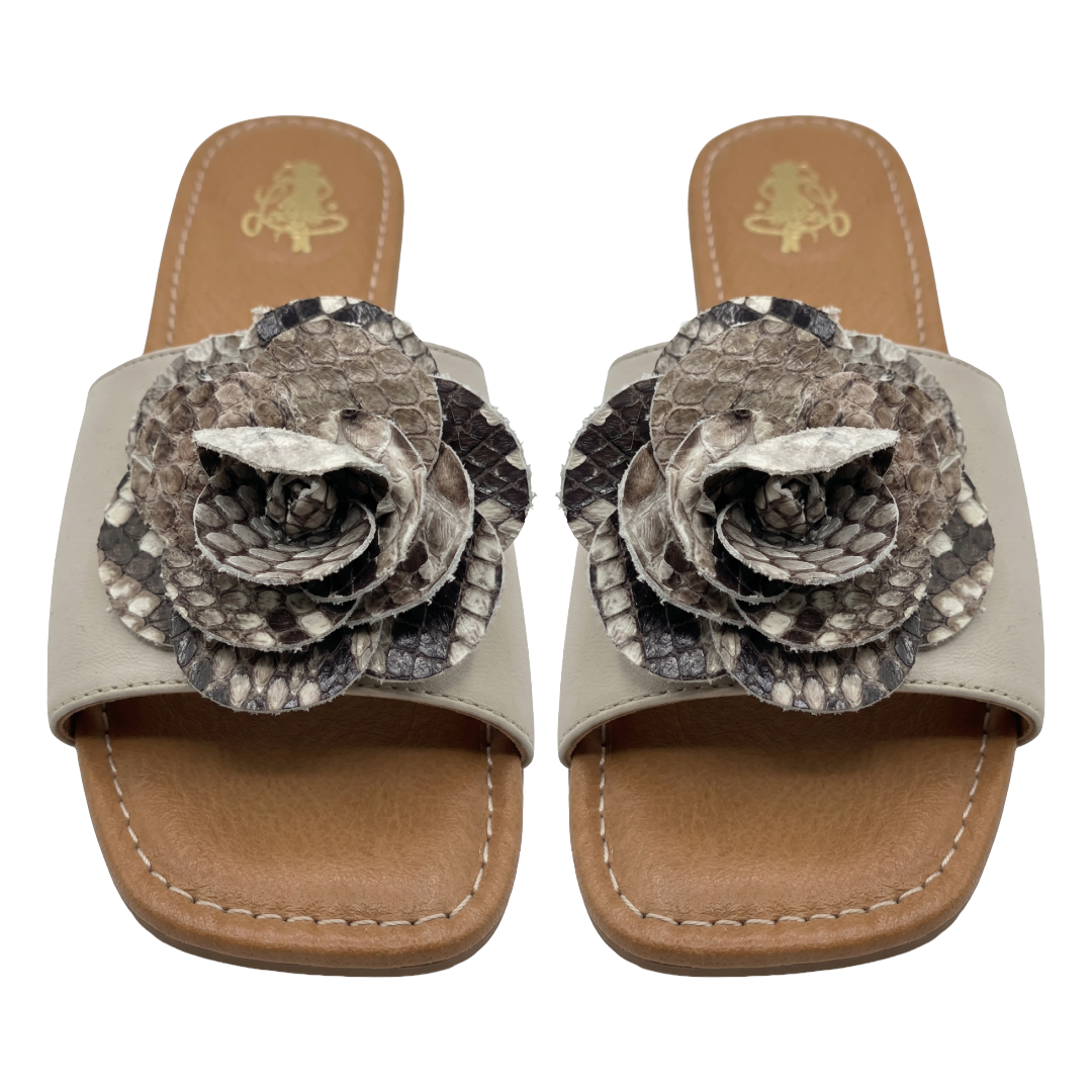 Sandalia de Piel de Res con aplicaciones en piel de Pitón