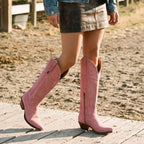Bota alta en piel de Res color Rosa