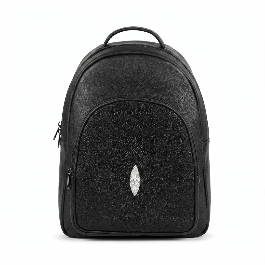 Mochila de piel con aplicación Mantarraya